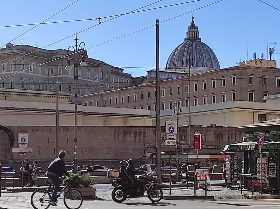 דירות Locazione Turistica Di Via Ottaviano A Roma מראה חיצוני תמונה